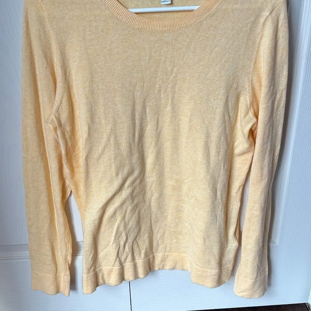 J. Crew Soft Butter Yellow crew neck lightweight Knit Sweater Women’s Medium EUC